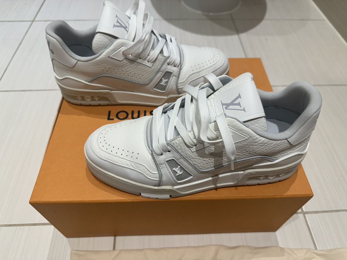 Louis Vuitton Louis Vuitton White & Grey ‘LV Sneaker’ Size US 7 / EU 40 - 5 Thumbnail