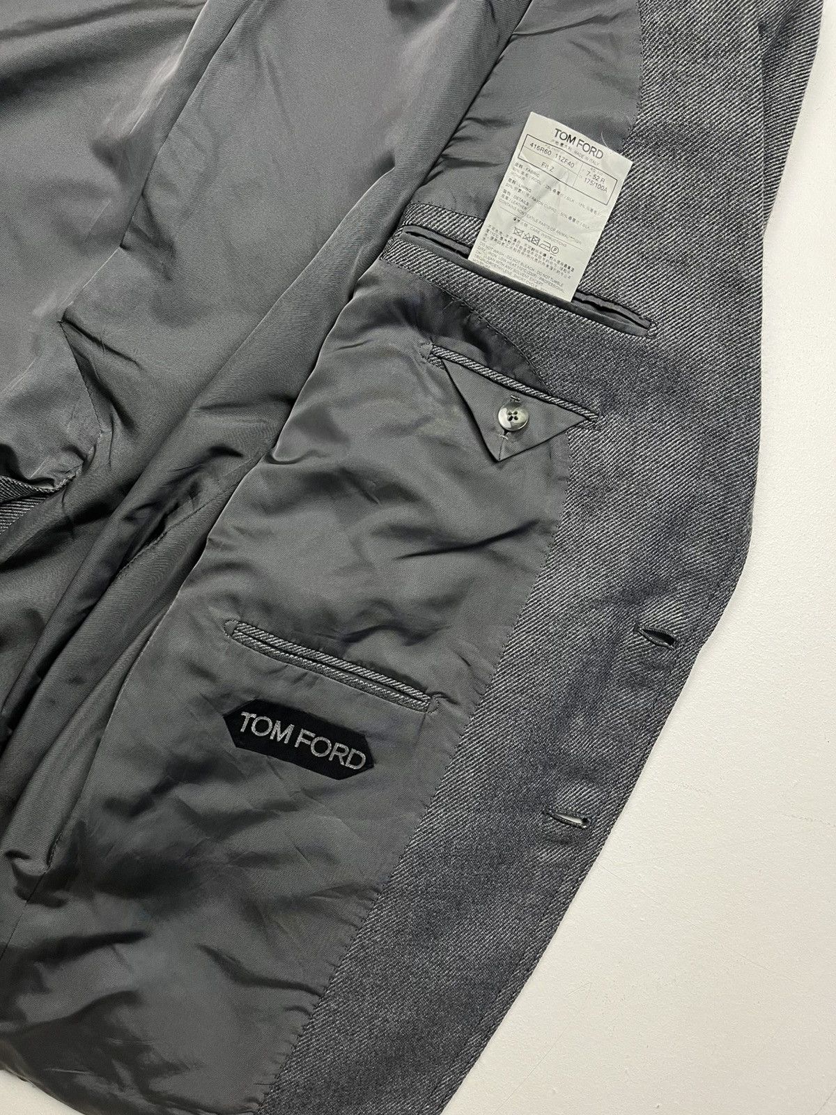 Tom Ford Tom Ford Gray Tailored Jacket with Leather Suede Detailing Size 52R - 19 Thumbnail
