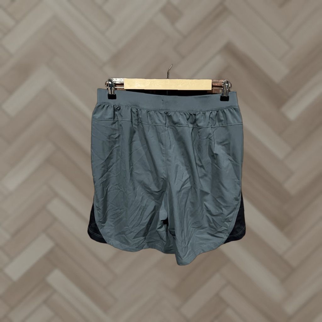 Under Armour Under Armour Running Shorts Mens L Gray Athletic Drawstring Elastic Waist Lightweight Lined Size US 33 - 1 Thumbnail