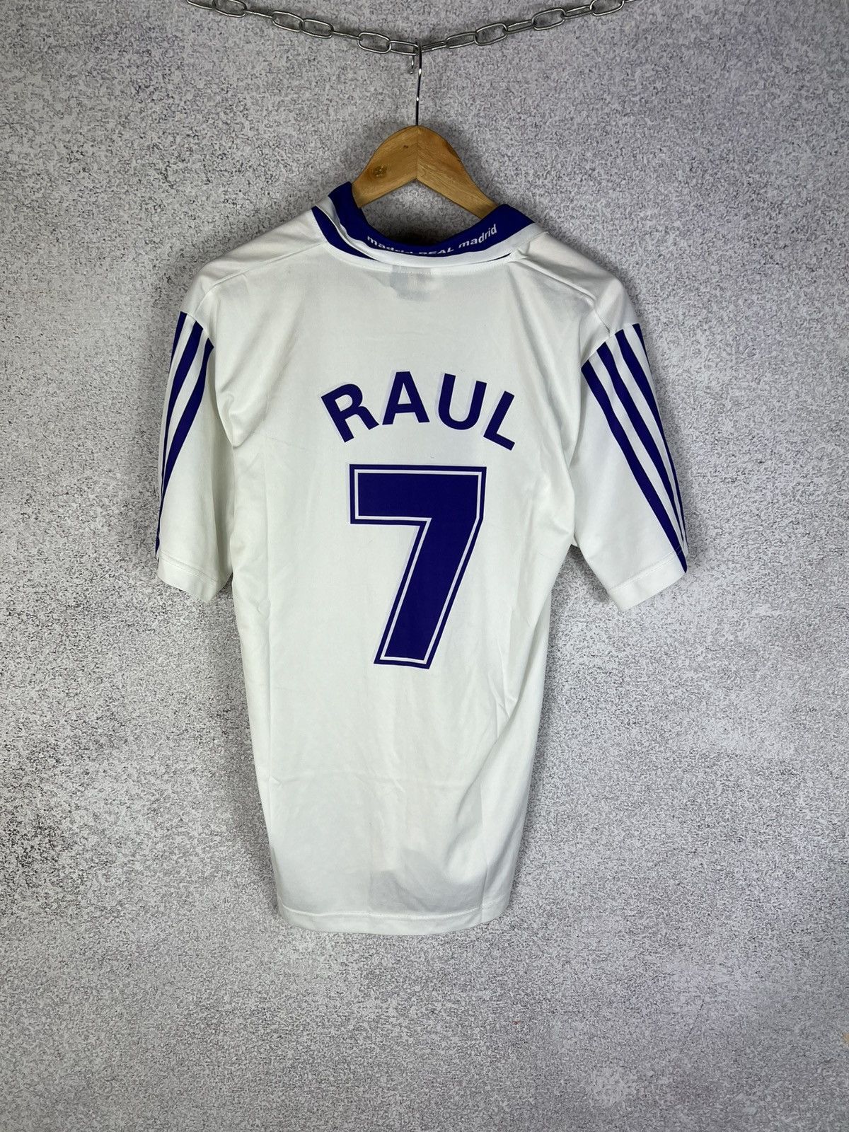Vintage Vintage Real Madrid Raul #7 Soccer Jersey Football Shirt Size US L / EU 52-54 / 3 - 1 Thumbnail
