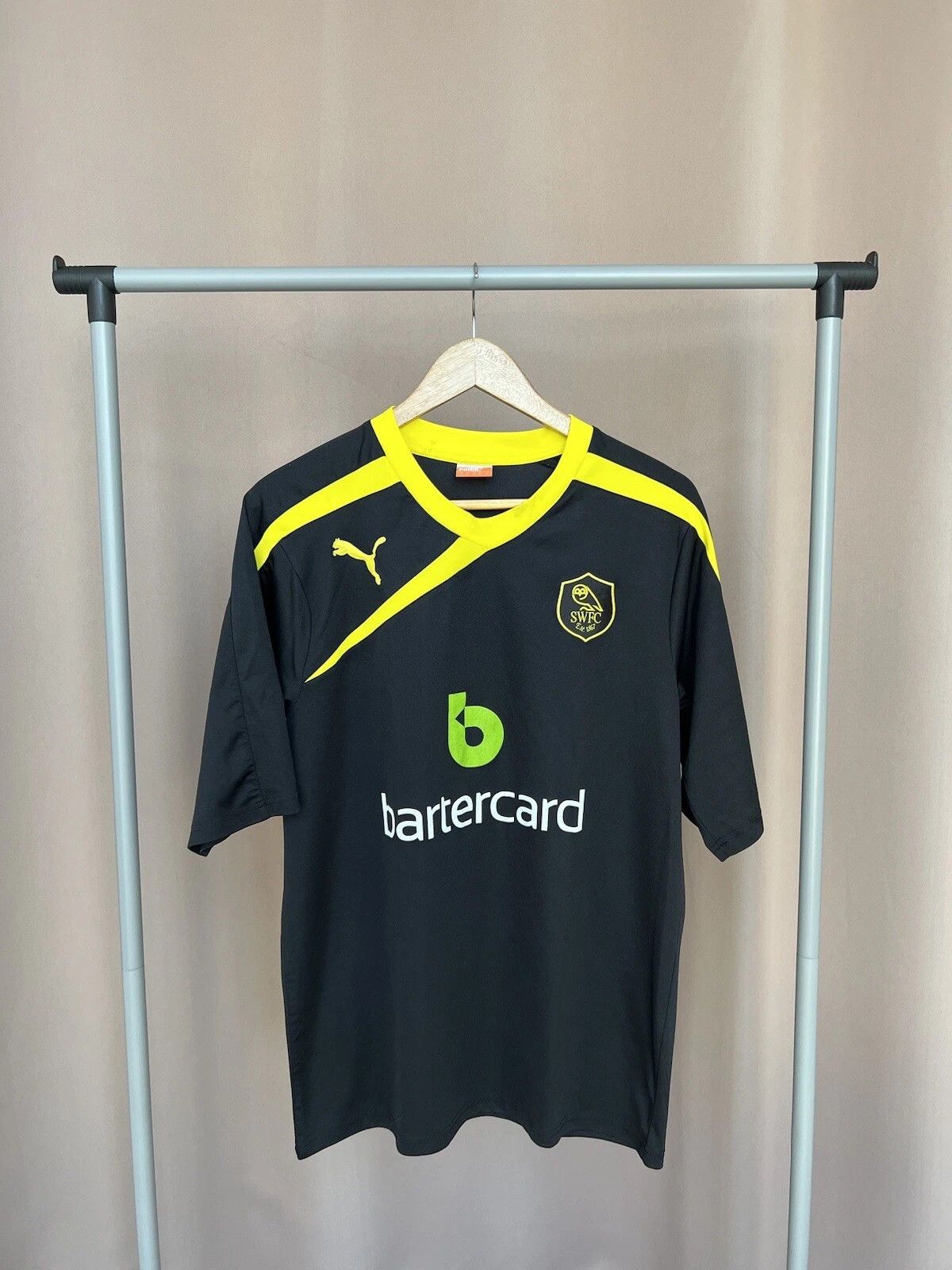 Puma FC Sheffield Wednesday 2013/14 Away Football Shirt Size L Size US L / EU 52-54 / 3 - 1 Thumbnail