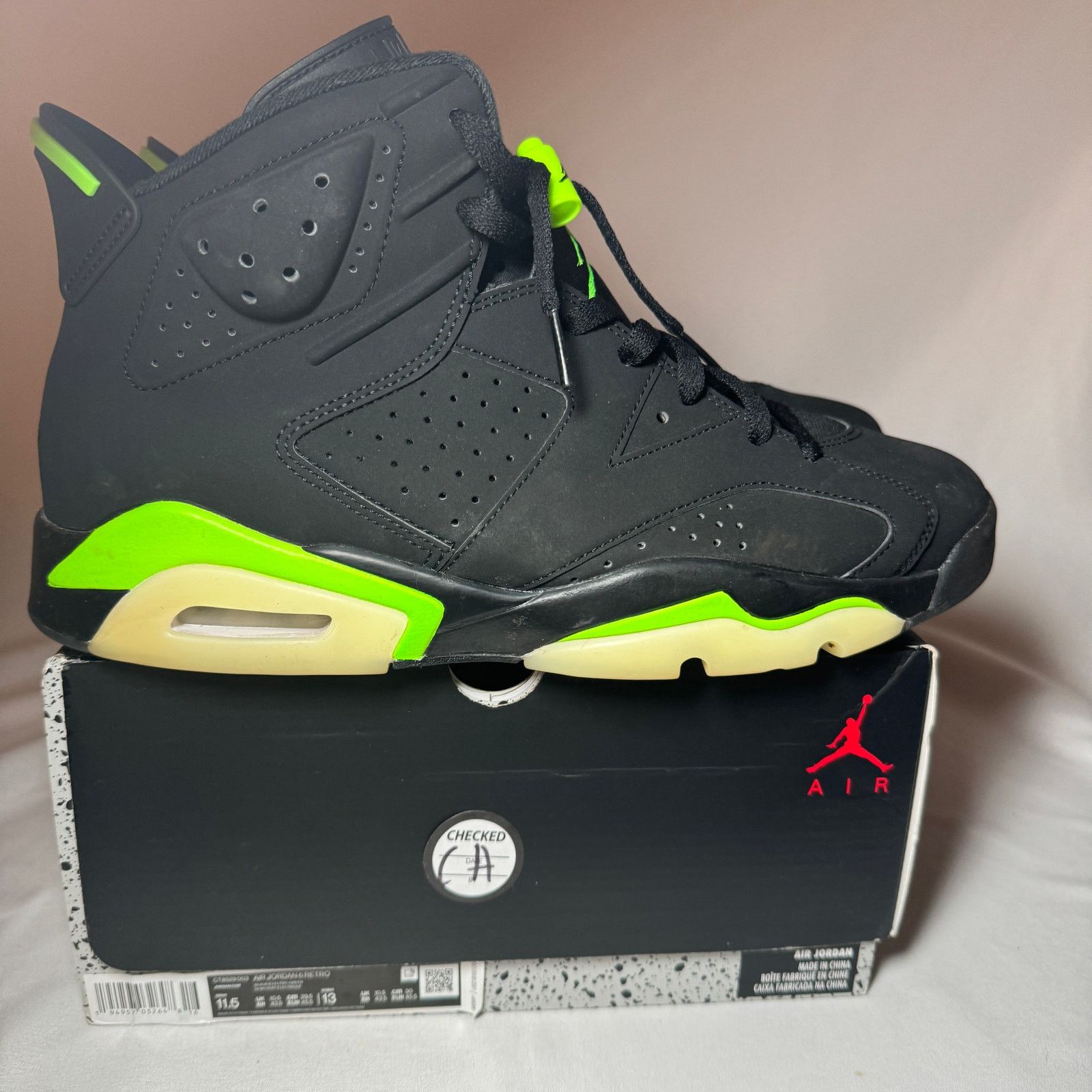 Jordan Brand × Nike Size 11.5 Nike Air Jordan 6 Retro Electric Green Men's Shoes Size US 11.5 / EU 44-45 - 1 Thumbnail