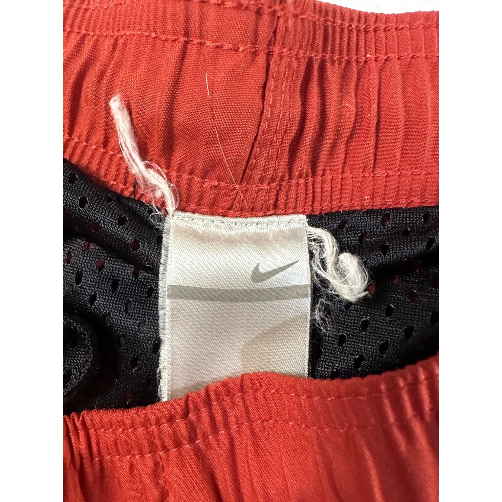 Nike Nike Red Black Men's Swim Trunks Size L Pockets - Vintage Nike Swim Shorts Size US 33 - 4 Thumbnail