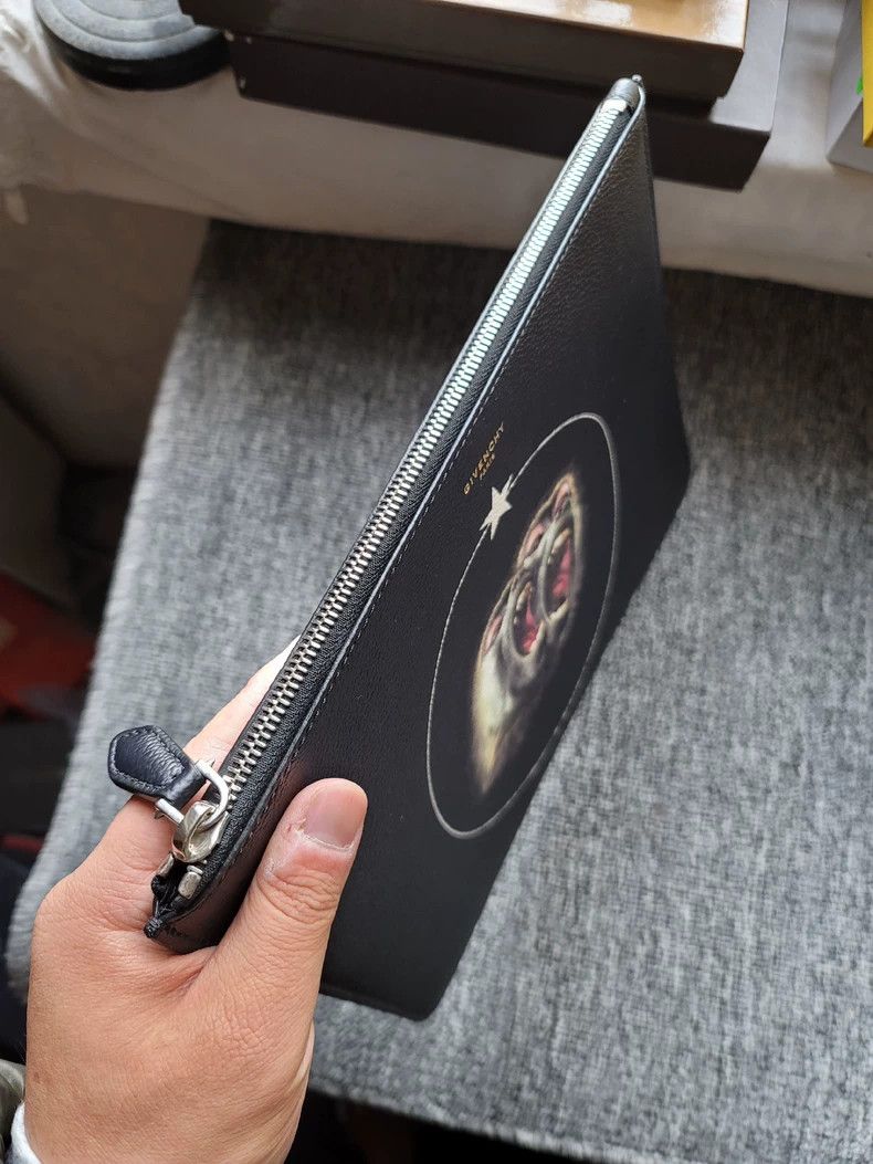 Givenchy Givenchy Baboon Clutch Size ONE SIZE - 2 Thumbnail