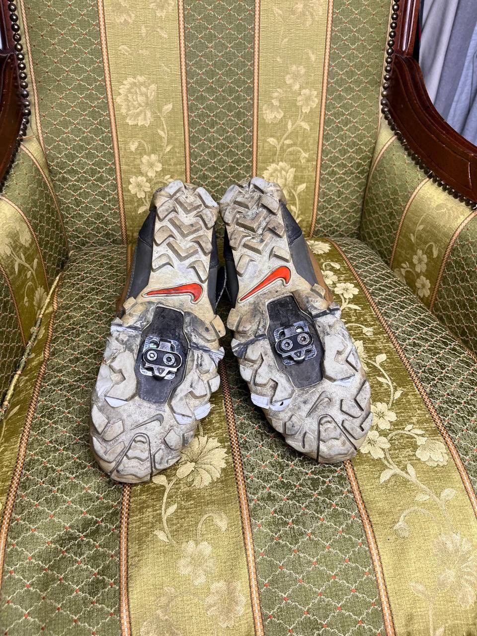 Japanese Brand × Nike ACG × Vintage Vintage Nike ACG Archival Outdoor Sneakers EUR 44 Size US 10 / EU 43 - 7 Thumbnail