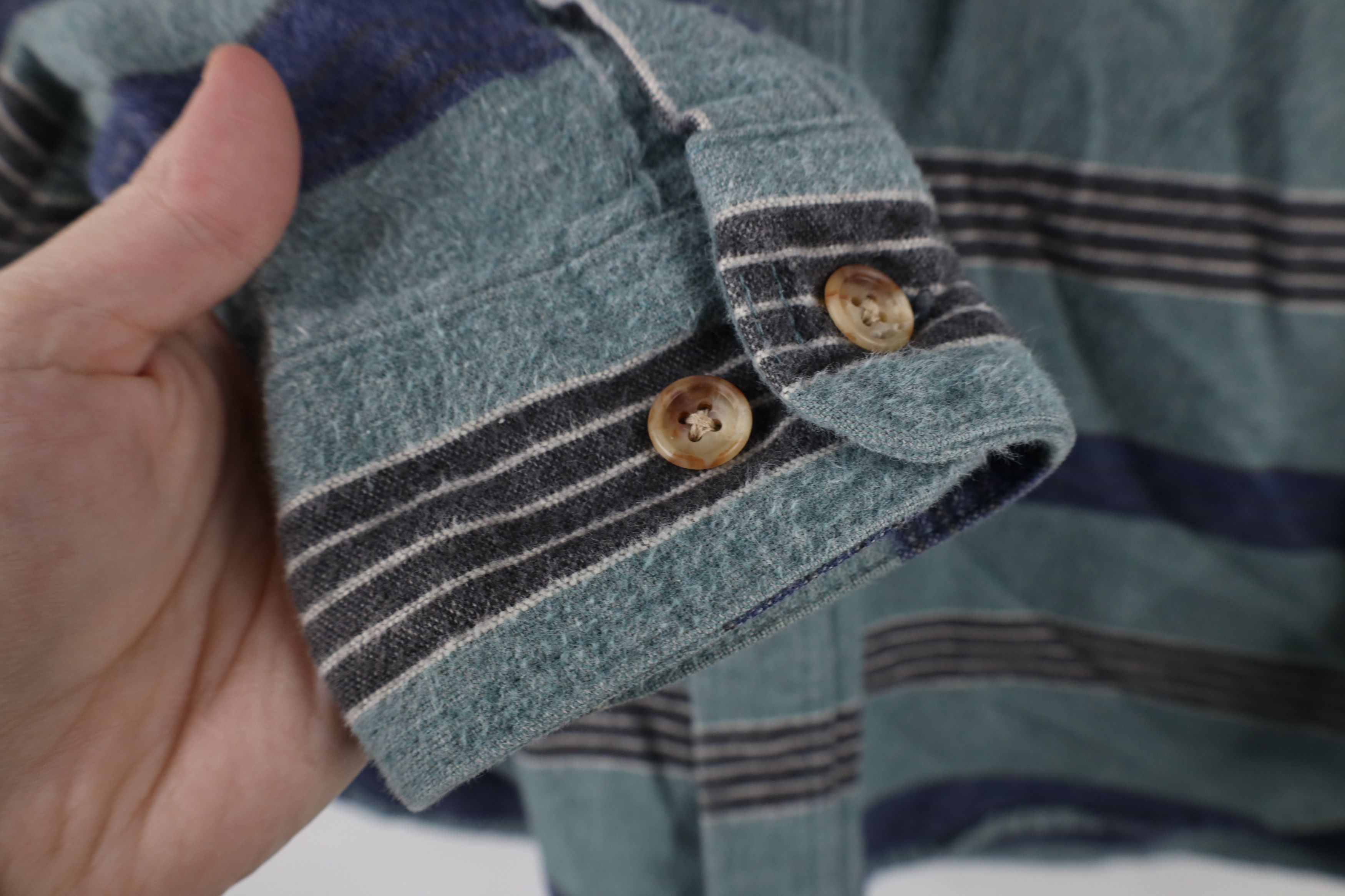 Eddie Bauer × Vintage Vintage 90s Eddie Bauer Chamois Cloth Button Shirt USA Size US S / EU 44-46 / 1 - 7 Thumbnail