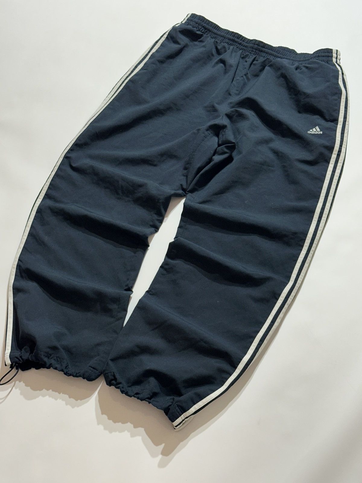 Adidas Vintage Adidas 3-Stripe Wide-Leg Track Pants Size US 34 / EU 50 - 2 Thumbnail