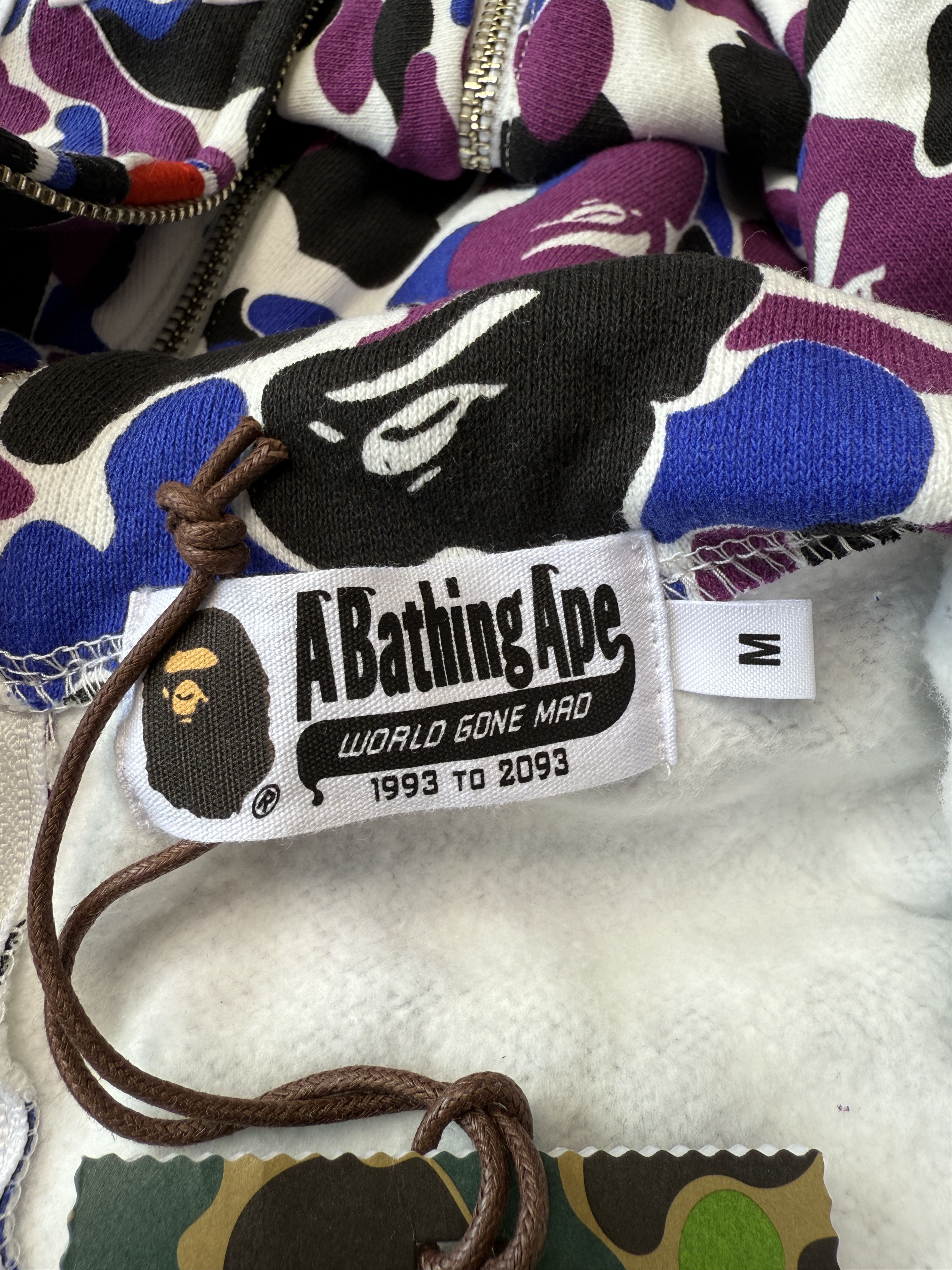 Bape BAPE STORE HONG KONG SEPARATE SHARK FULL ZIP HOODIE Size US M / EU 48-50 / 2 - 13 Thumbnail
