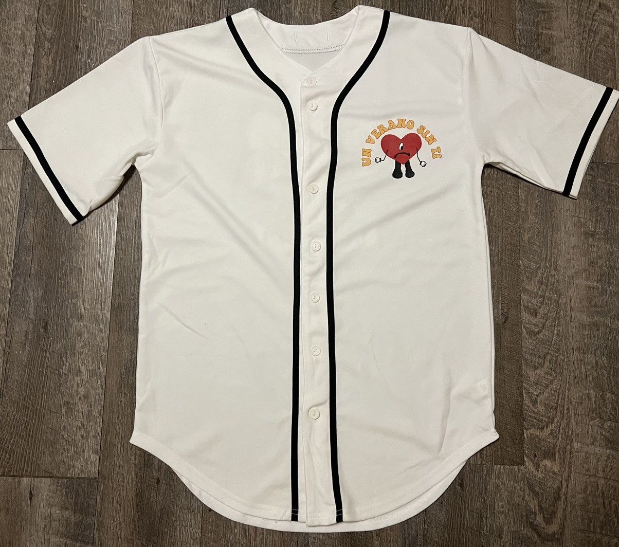 Other Bad Bunny Un Verano Sin Ti Album Jersey Size Medium Size US M / EU 48-50 / 2 - 1 Thumbnail