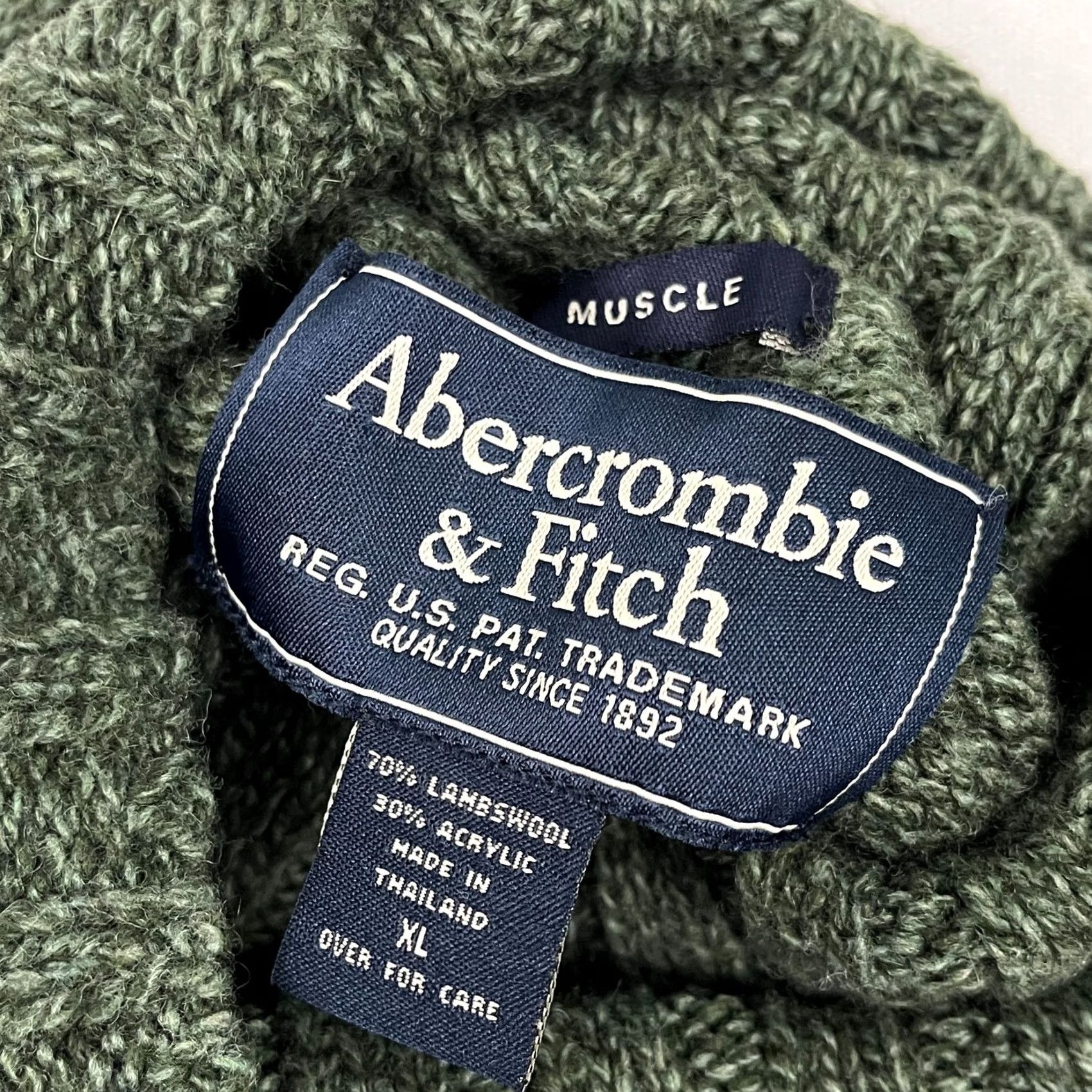 Abercrombie & Fitch VINTAGE Abercrombie & Fitch Muscle Sweater Mens L XL Green Lambswool Turtleneck Pullover Knit Size US L / EU 52-54 / 3 - 2 Thumbnail
