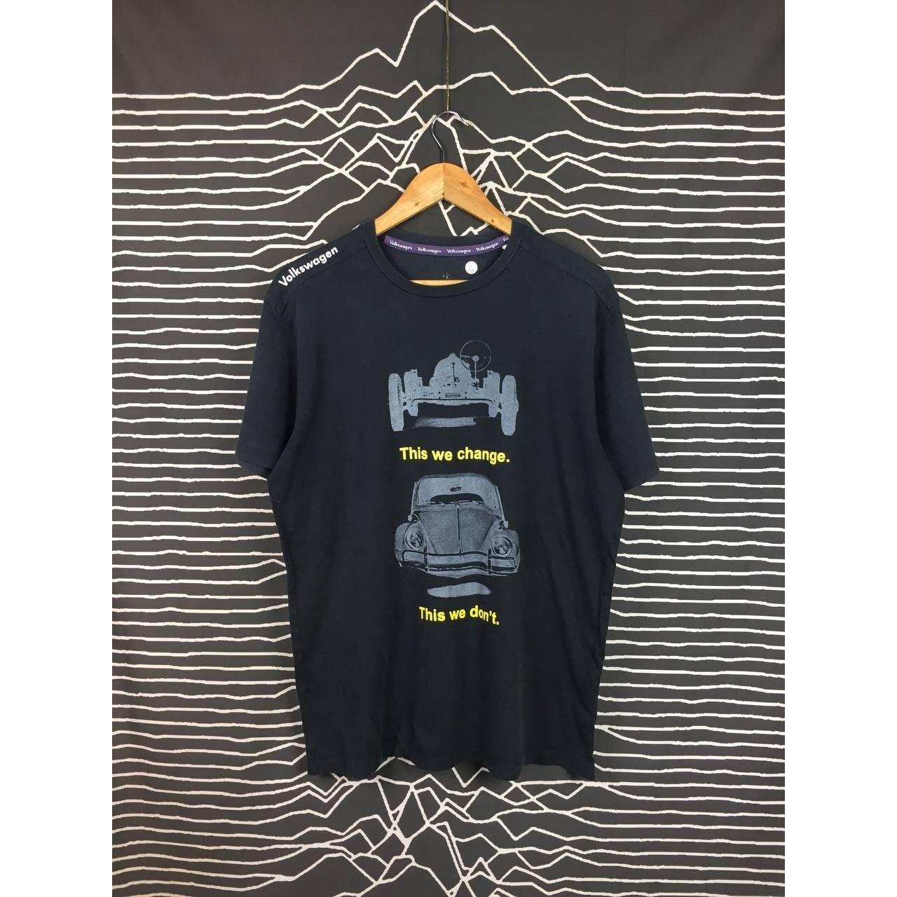 Vintage Volkswagen This We Change This We don't Graphic Car Tee Size US L / EU 52-54 / 3 - 2 Thumbnail