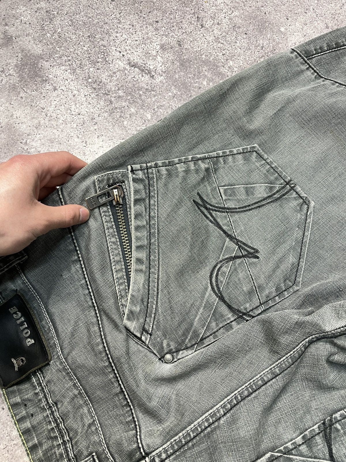 Vintage Vintage Distressed Y2K Police Cargo Jeans Pants Size US 34 / EU 50 - 17 Thumbnail