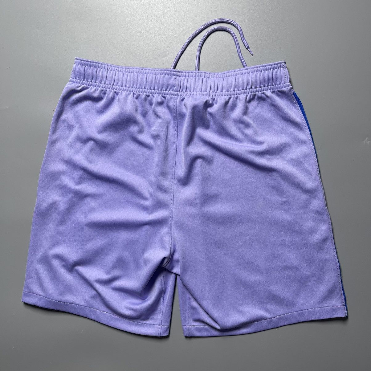 Nike BARCELONA NIKE 2021/2022 FOOTBALL AWAY SHORTS #16 PEDRI Size US 33 - 4 Thumbnail
