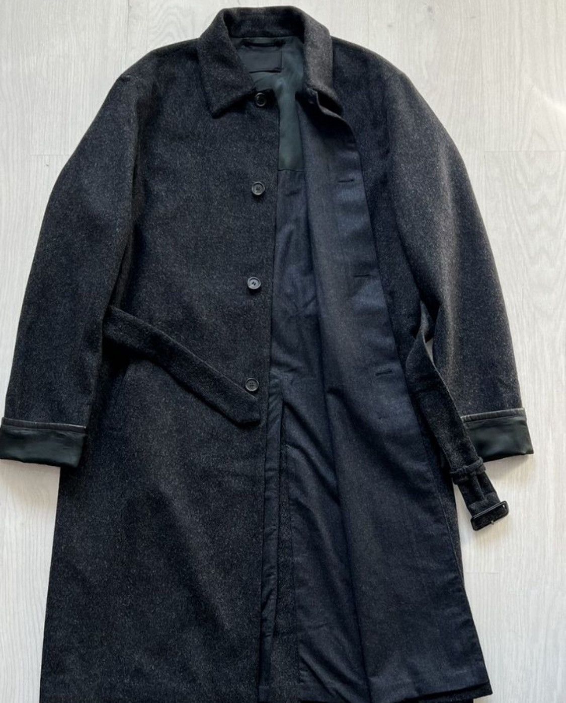 Prada Prada FW2009 Runway Wool Belt Detail Heavy Coat Size US L / EU 52-54 / 3 - 3 Thumbnail