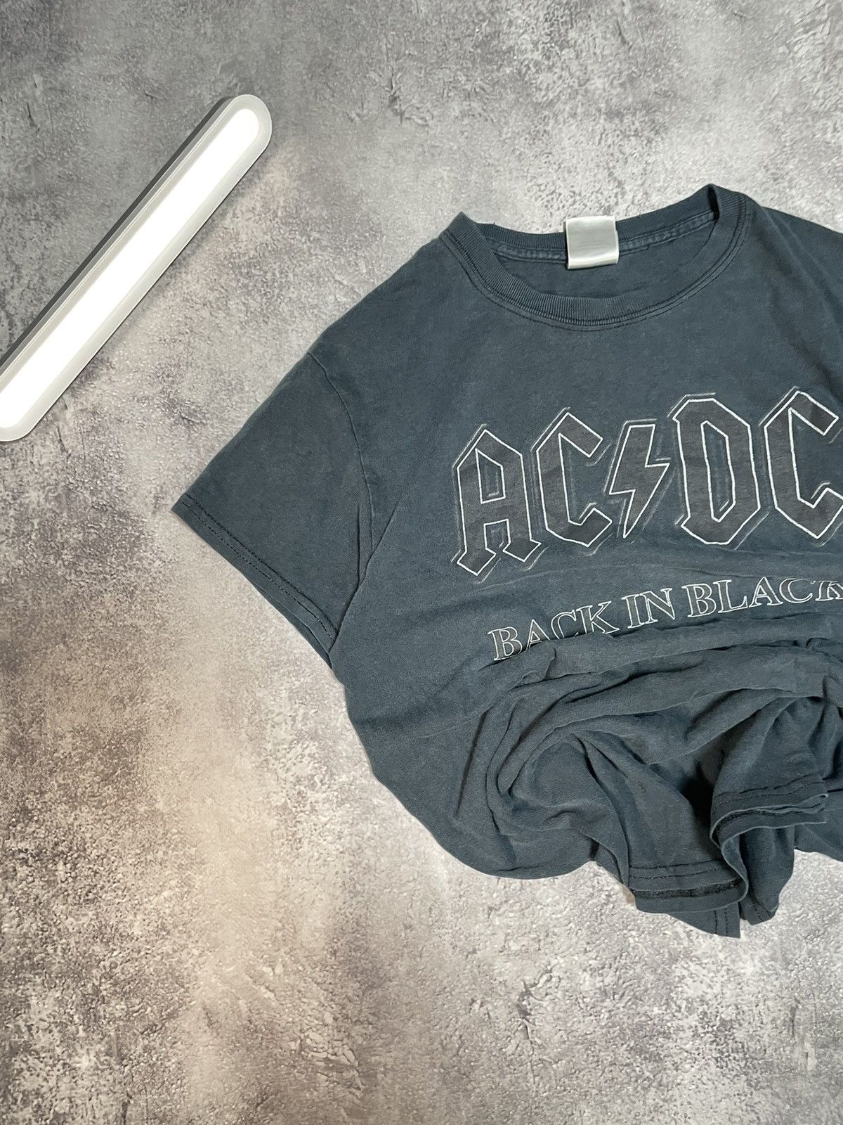 AC/DC × Vintage AC/DC 2004 Alstyle Apparel washed grey t-shirt Size US L / EU 52-54 / 3 - 4 Thumbnail