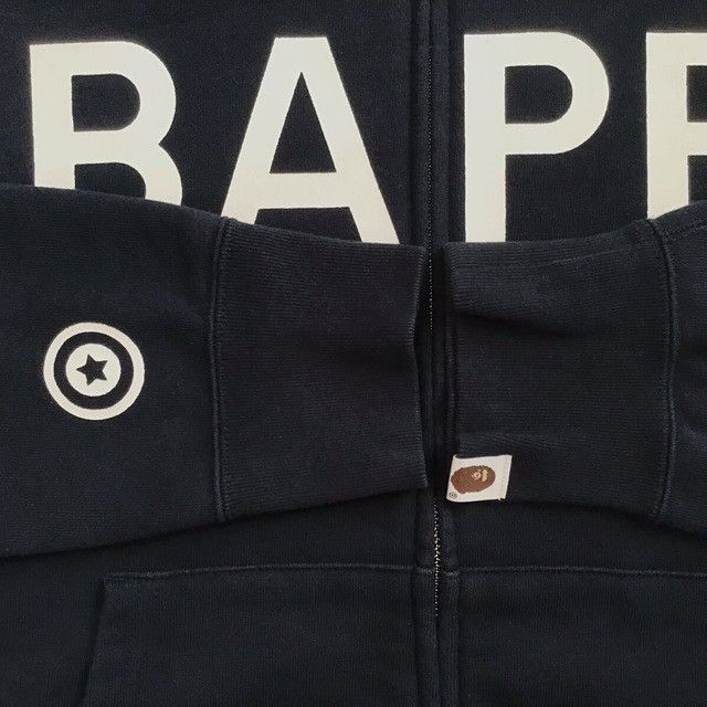 Bape BAPE logo shark full zip hoodie a bathing ape BAPE camo Size US M / EU 48-50 / 2 - 7 Thumbnail
