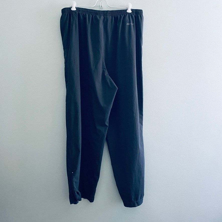 Nike Nike off black windbreaker pants Size US 38 / EU 54 - 3 Thumbnail