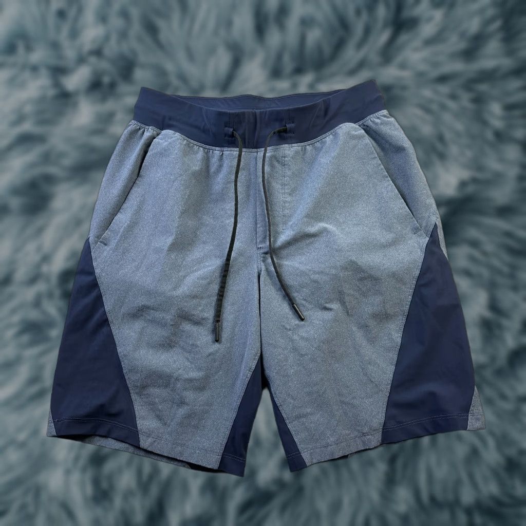 Lululemon Lululemon Shorts Mens S Blue Namaste At The Beach 9" Lined Drawstring Pockets 9" Inseam Athletic Activewear Size US 29 - 1 Thumbnail