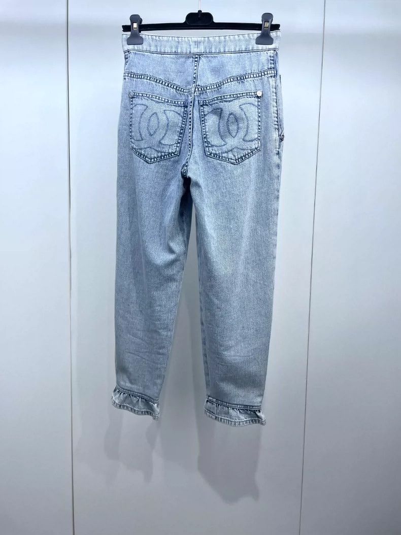 Chanel Chanel Ruffled trousers and jeans 2504-Nextarrow Size 42" / US 20 - 2 Thumbnail