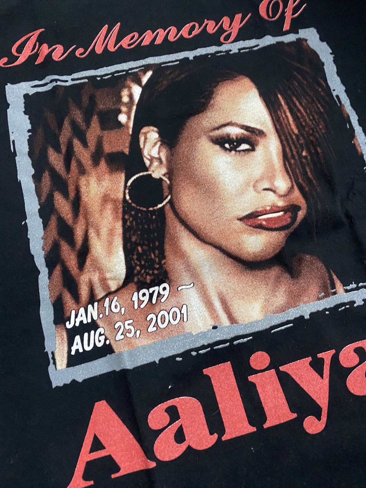 Rap Tees × Vintage Vintage Aaliyah Bootleg Tee Rap 2pac Supreme Size US L / EU 52-54 / 3 - 1 Thumbnail
