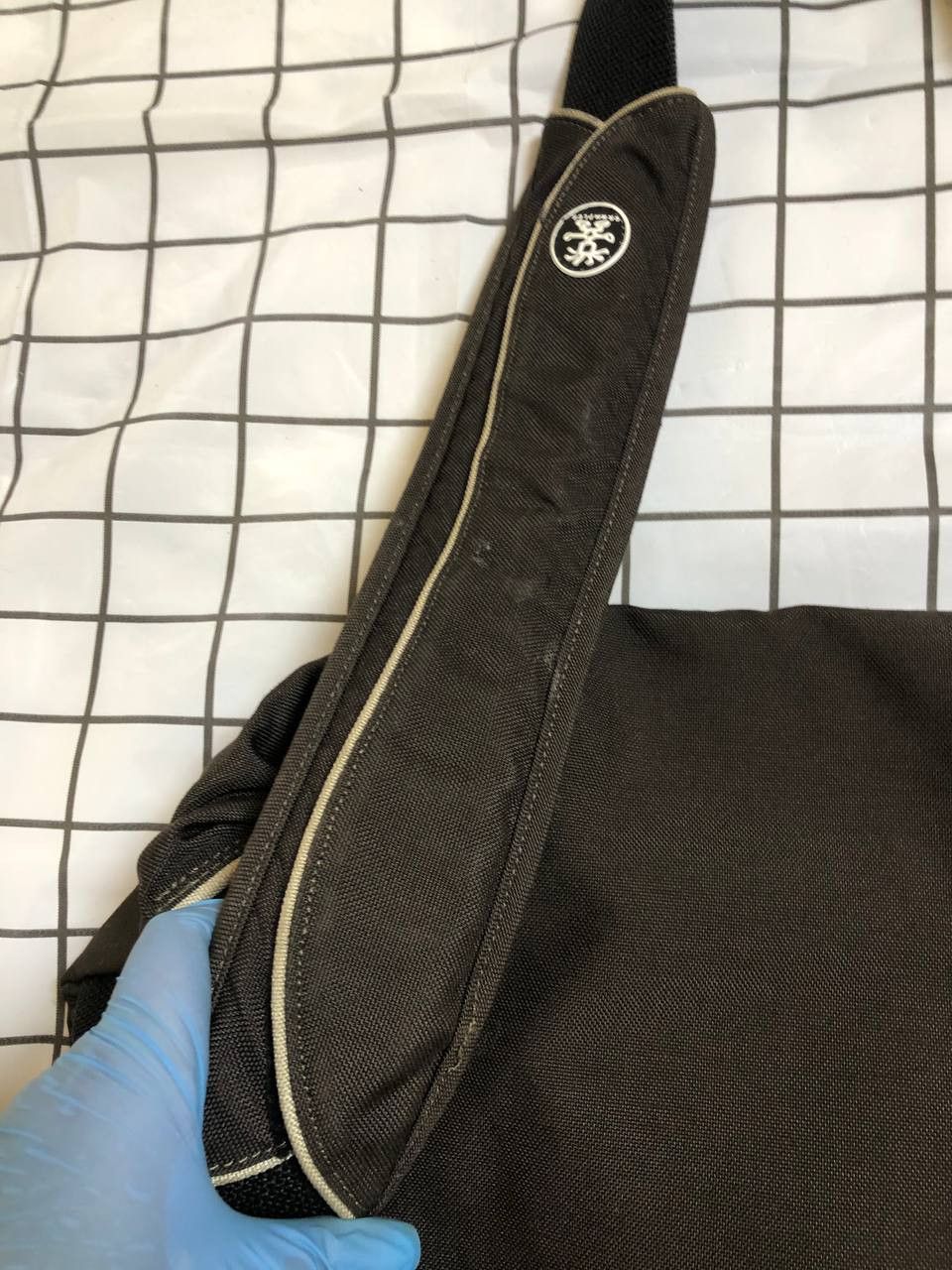 Crumpler Crumpler Silver Dig Bag / Canvas Brown Good Condition Size ONE SIZE - 8 Thumbnail