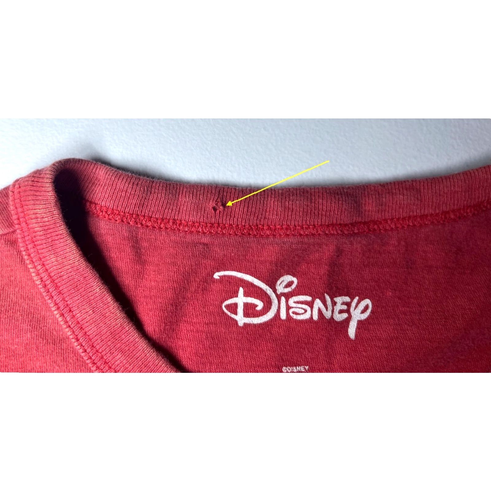 Disney Disney Mickey Mouse Cotton T-Shirt Sz L Men Red USA Cartoon Crew Neck Short Sleeve - Disney x American Eagle Outfitters Size US L / EU 52-54 / 3 - 6 Thumbnail