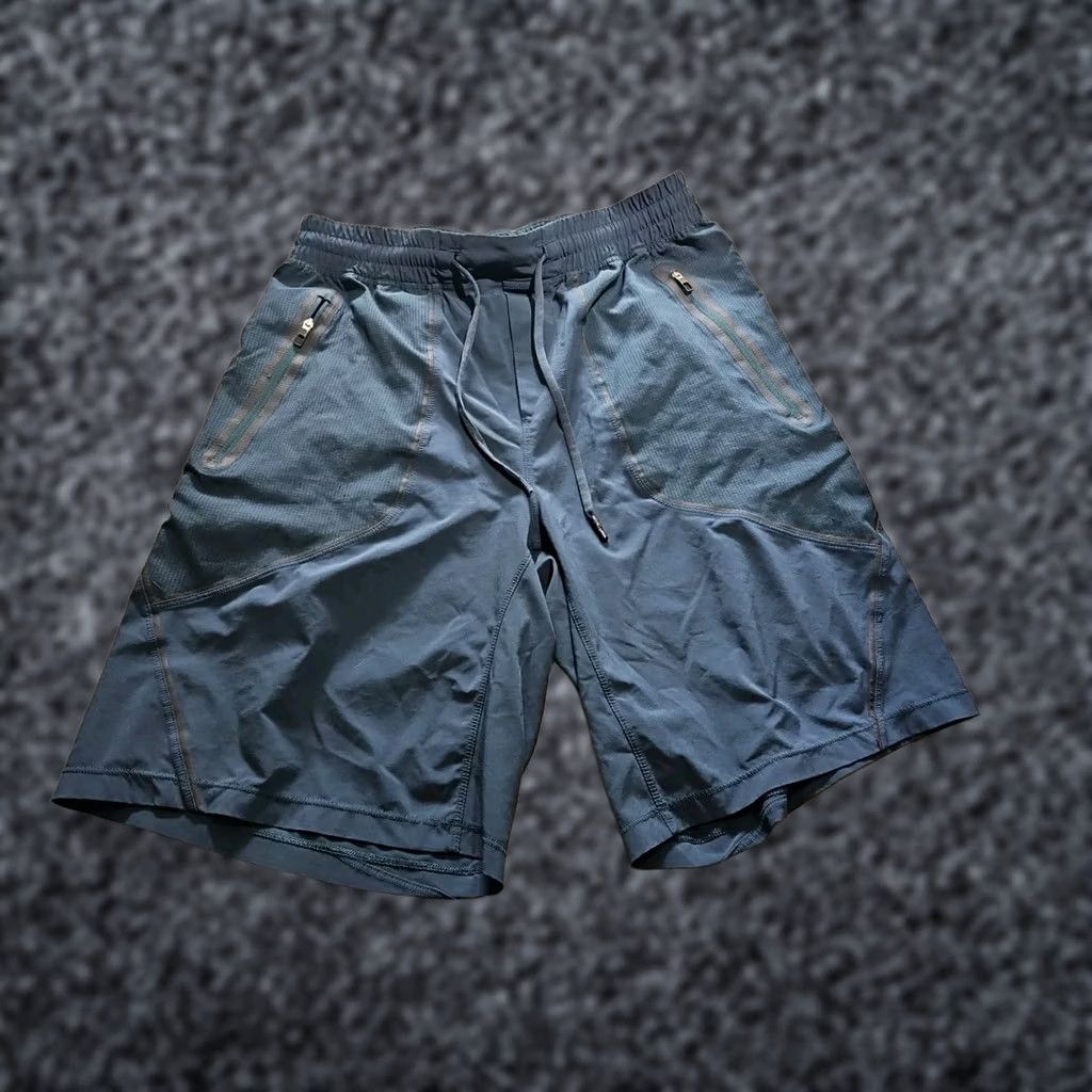 Lululemon Lululemon Shorts Mens M Blue License Train Inseam Drawstring Zip Size US 31 - 1 Thumbnail