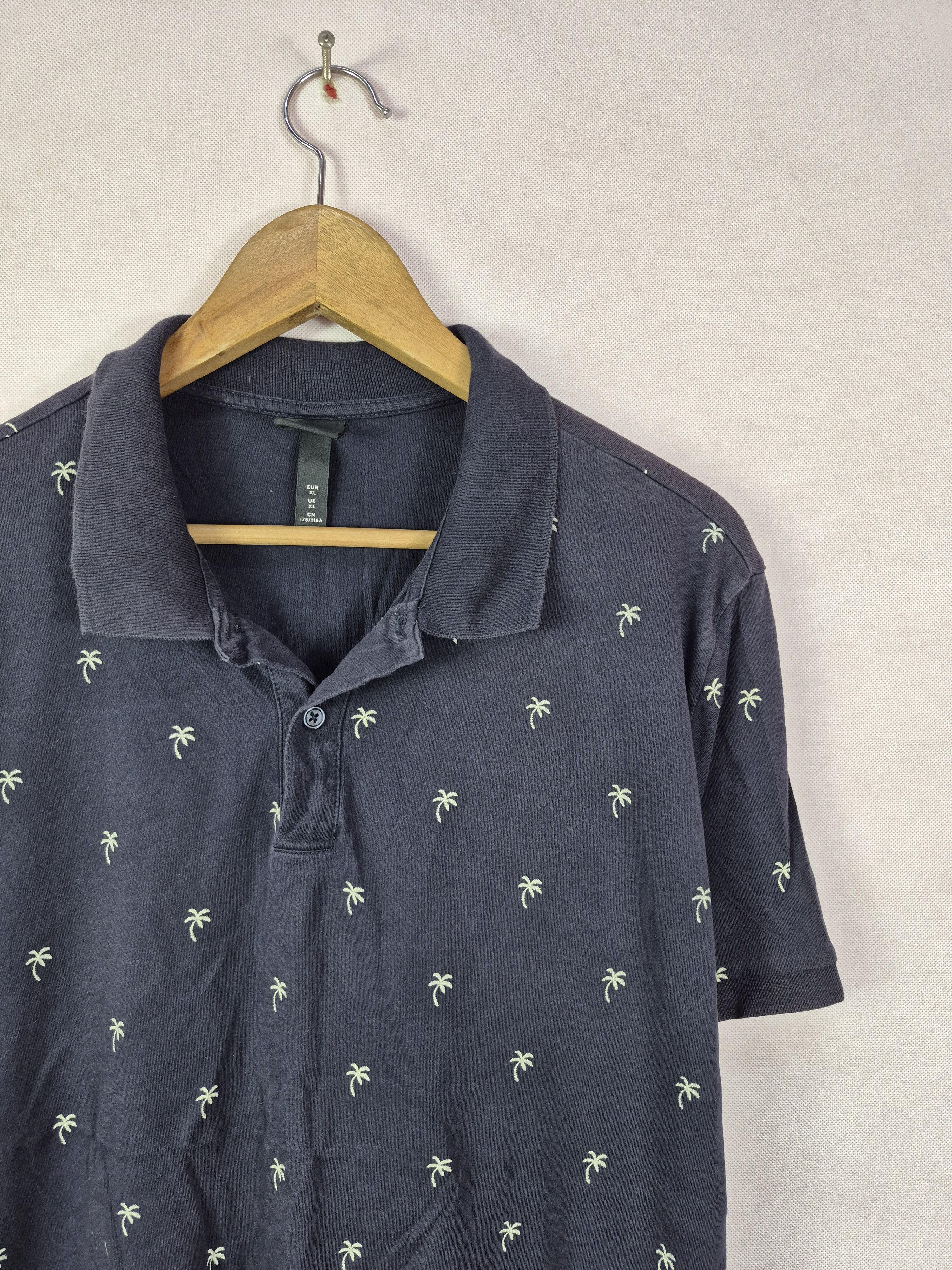 H&M 🔥 H&M Fullprint Hawaii Polo Casual Tee Size US XL / EU 56 / 4 - 2 Thumbnail