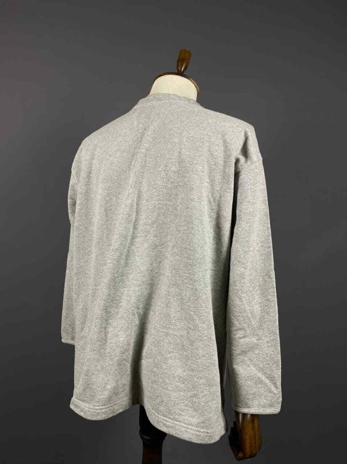 Tommy Hilfiger Men Vintage Tommy Hilfiger Big Jumeper Size M Made in USA Size US M / EU 48-50 / 2 - 6 Thumbnail