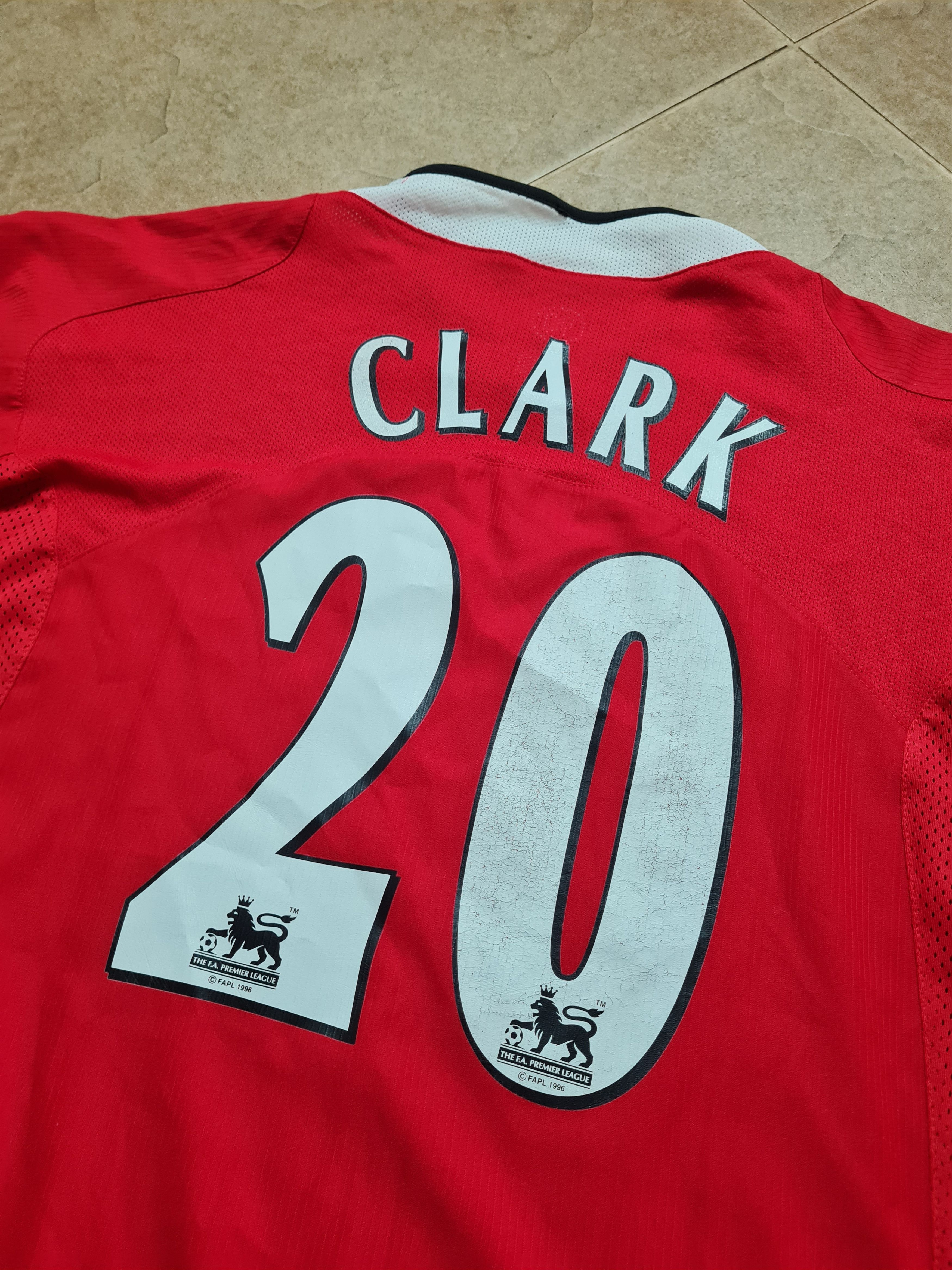 Nike Manchester United Home 2004 - 2006 Nike XL Shirt #20 Clark Size US XL / EU 56 / 4 - 7 Thumbnail