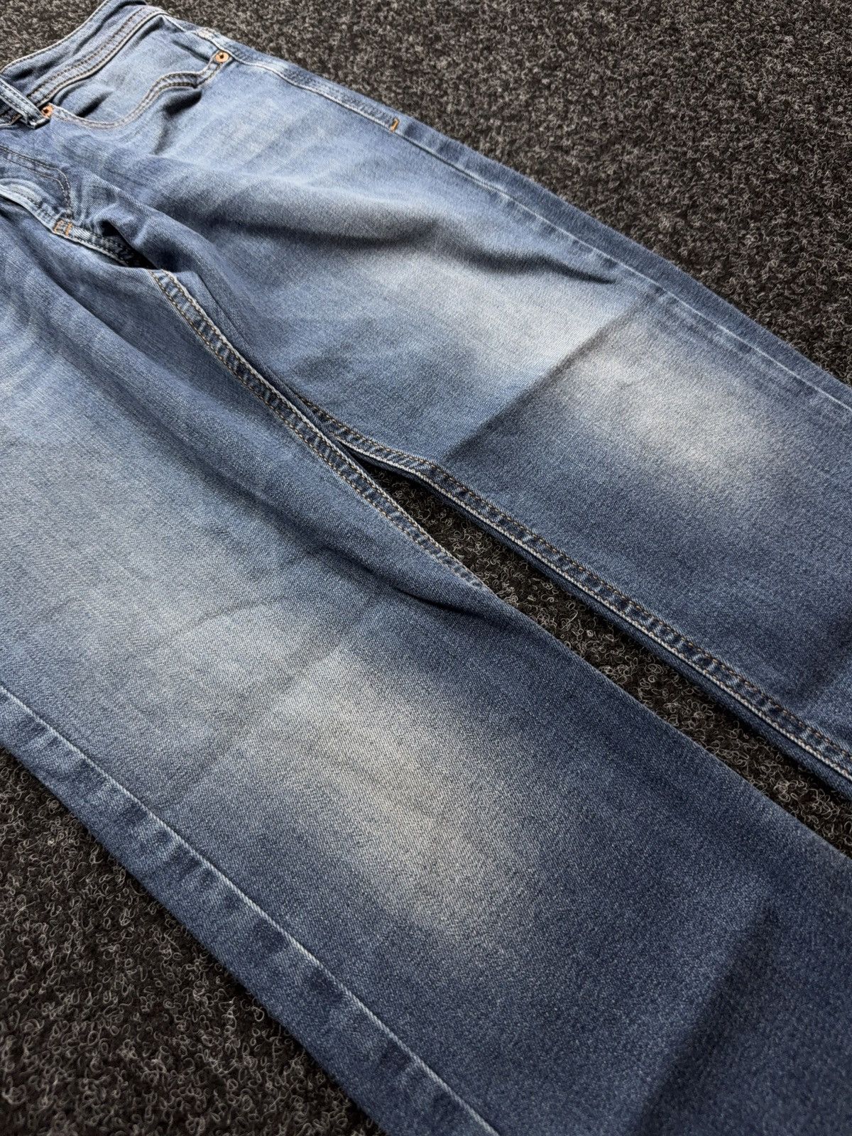 Diesel 00s Luxury Y2K Diesel Thommer Slim Skinny Distressed Jeans Size US 33 - 8 Thumbnail