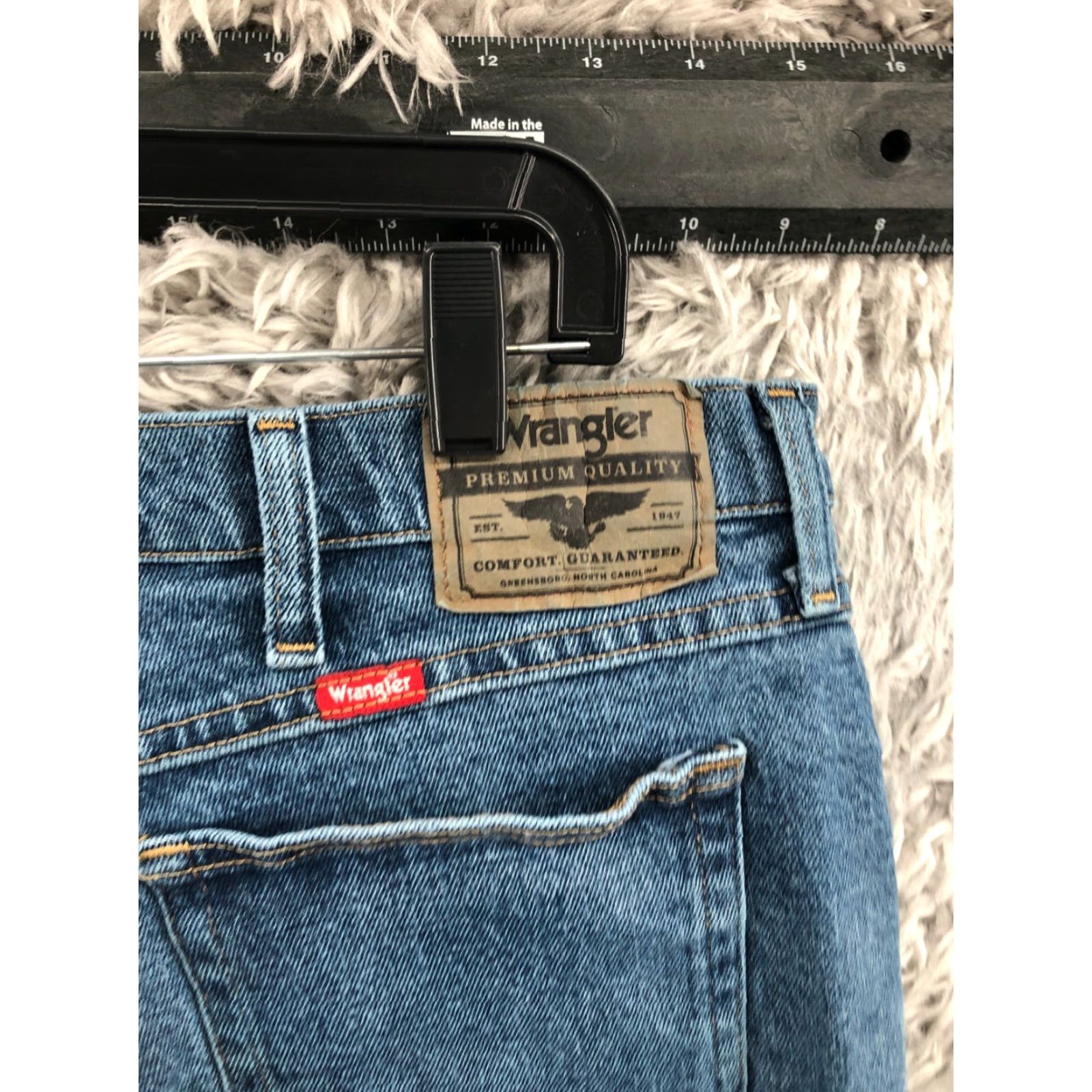 Wrangler Wrangler Jeans Straight 36x29 Mens Mid Wash Blue Denim 5-Pocket Cotton Blend Regular Rise Medium Wash Jeans Men Size US 36 / EU 52 - 6 Thumbnail