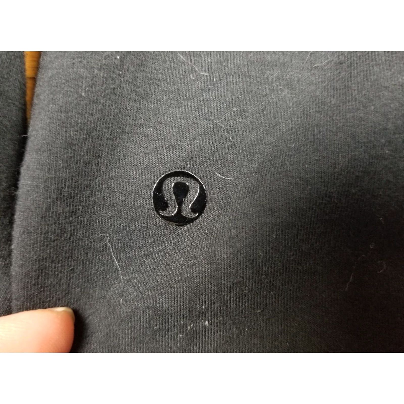Lululemon VINTAGE Lululemon YOGA BLACK Full Zip Up Hoodie MEN'S LARGE Shirt Adult Large Black Cotton Size US L / EU 52-54 / 3 - 7 Thumbnail