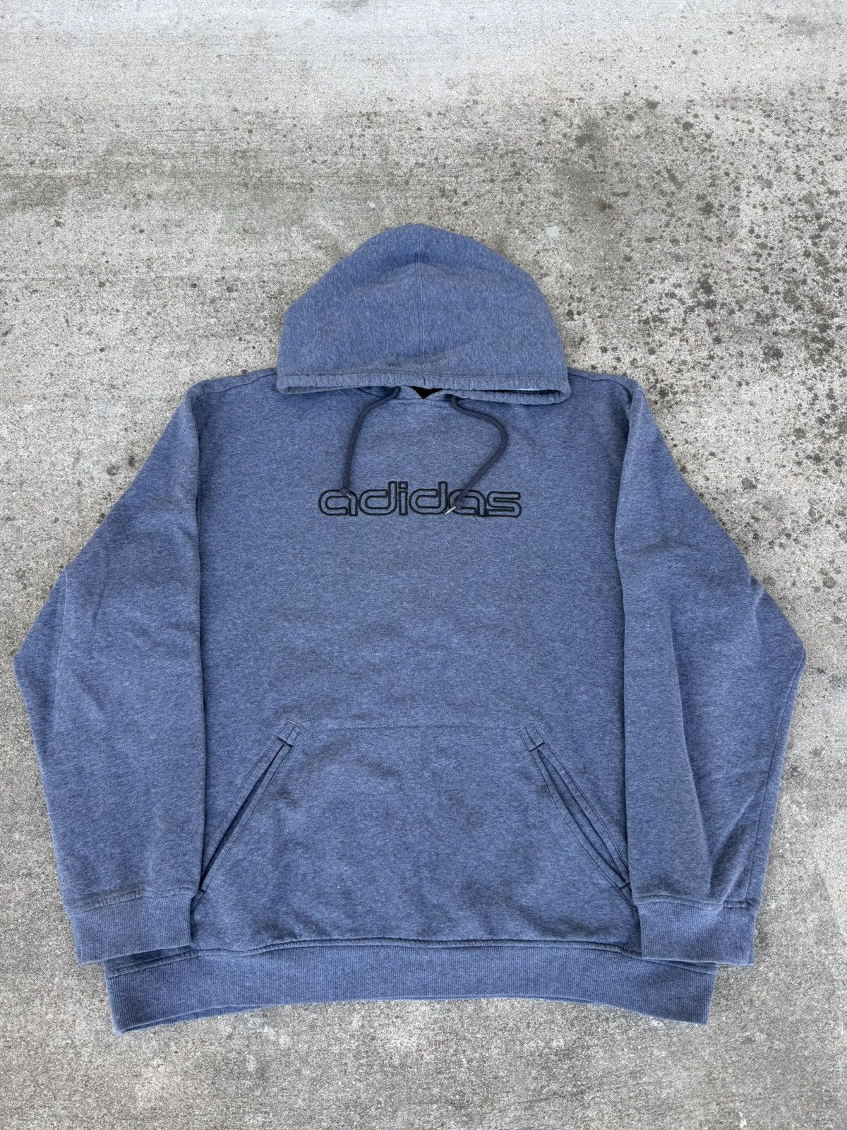 Adidas y2k adidas hoodie grey embroidered logo Size US L / EU 52-54 / 3 - 1 Thumbnail