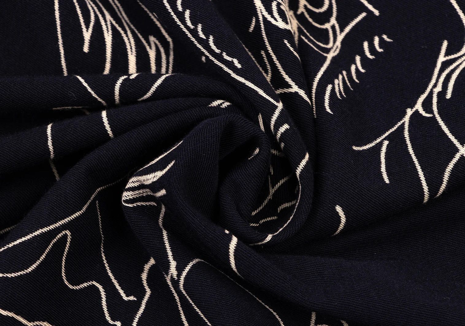 Yohji Yamamoto Yohji Yamamoto Asakura Yuka Printed T-Shirt Navy Size US L / EU 52-54 / 3 - 13 Thumbnail