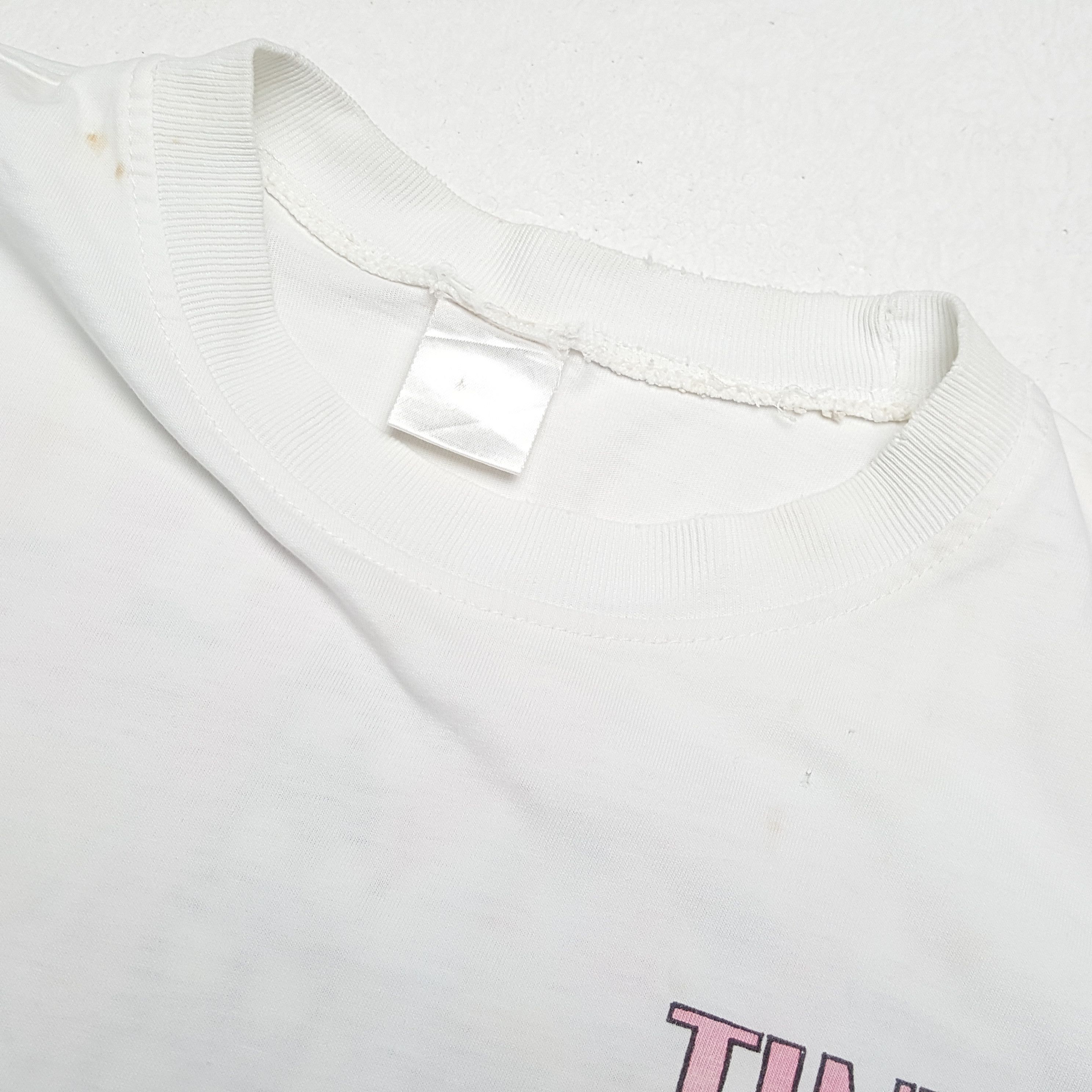 Vintage Vintage ADVENTURE OF TINTIN American Animated Movie T-Shirt Size US L / EU 52-54 / 3 - 9 Thumbnail