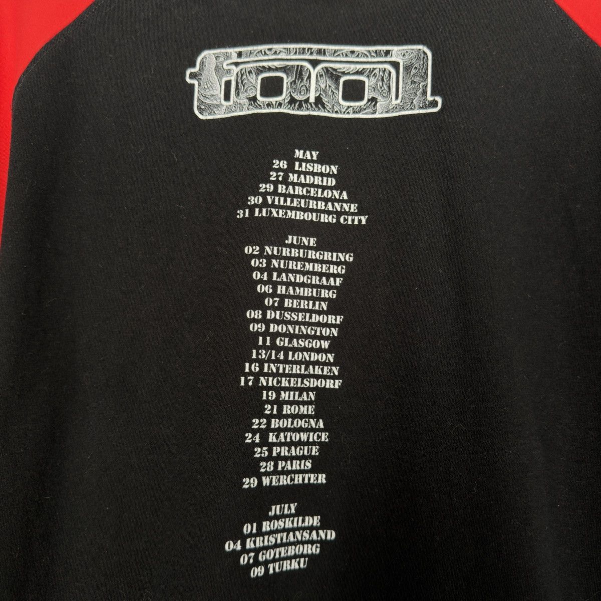 Band Tees Vintage 2006 Tool Tour Band Rock Black/Red T Shirt Size US L / EU 52-54 / 3 - 5 Thumbnail