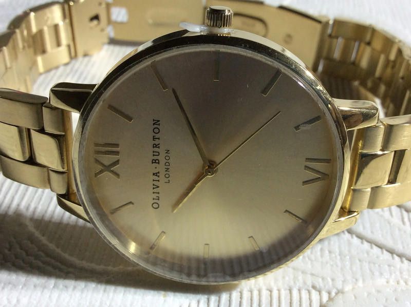 Designer olivia gold stainless steel watch Size ONE SIZE - 11 Thumbnail