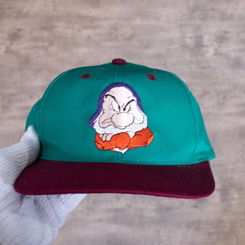 Disney × Vintage Vintage 1990's Disney Snow White Grumpy Snapback Hat Size ONE SIZE - 1 Thumbnail