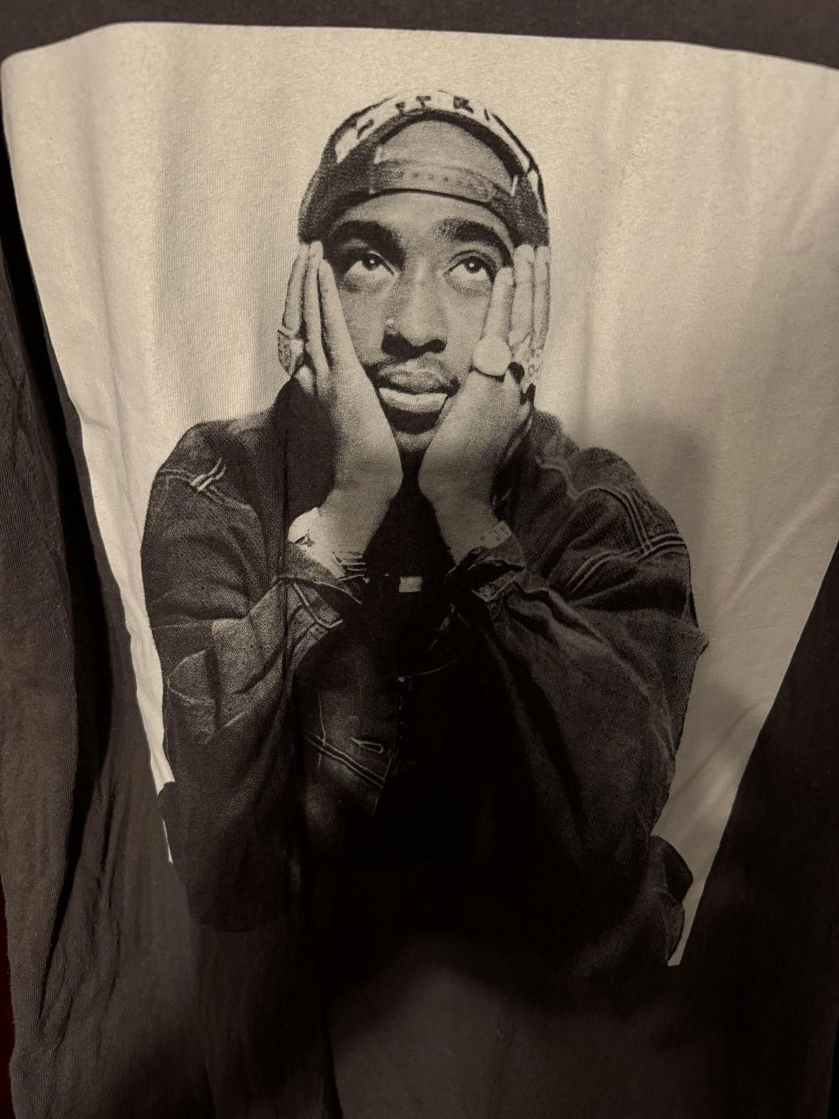 The Unbranded Brand Tupac Shakur t-shirt Gray Men's size L Size US L / EU 52-54 / 3 - 3 Thumbnail
