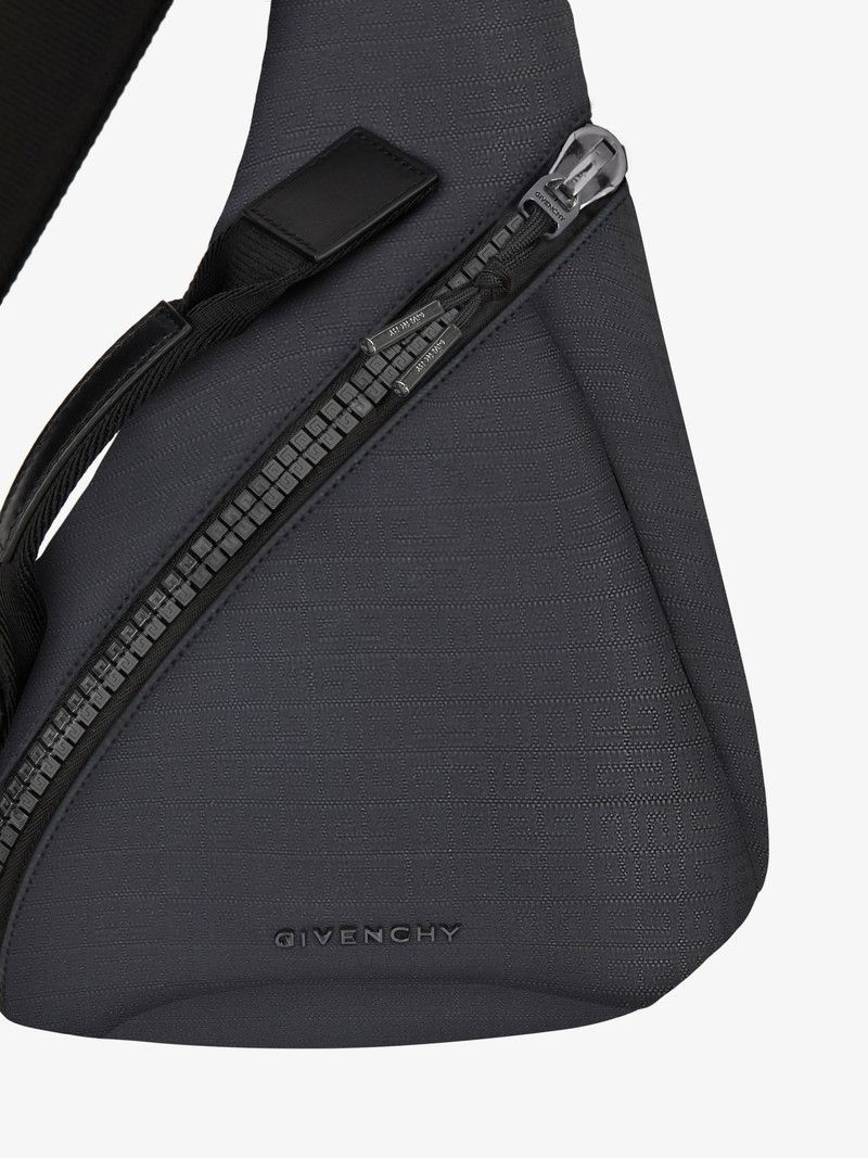 Givenchy o1n1vont0326 Size:OS/Small G-Zip Triangle Bag in Black Size ONE SIZE - 3 Thumbnail
