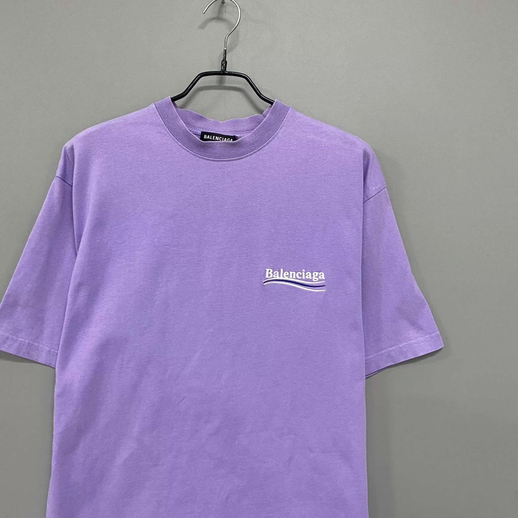 Balenciaga Balenciaga Purple Coke Embroidered Short Sleeve XS Size US XS / EU 42 / 0 - 2 Thumbnail