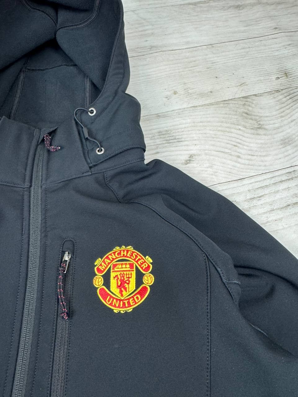 Columbia Columbia Manchester United Hooded Softshell Jacket Size US M / EU 48-50 / 2 - 7 Thumbnail