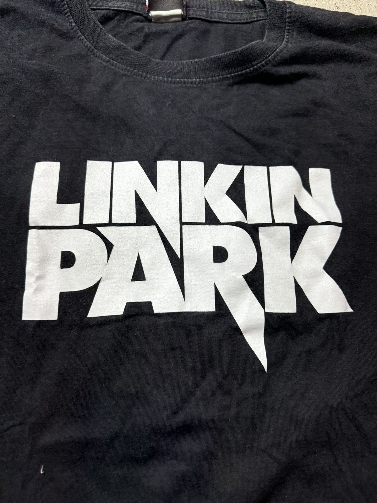 Band Tees × Vintage Vintage Linkin Park Rock MINUTES TO MIDNIGHT Band Tee Size US M / EU 48-50 / 2 - 3 Thumbnail
