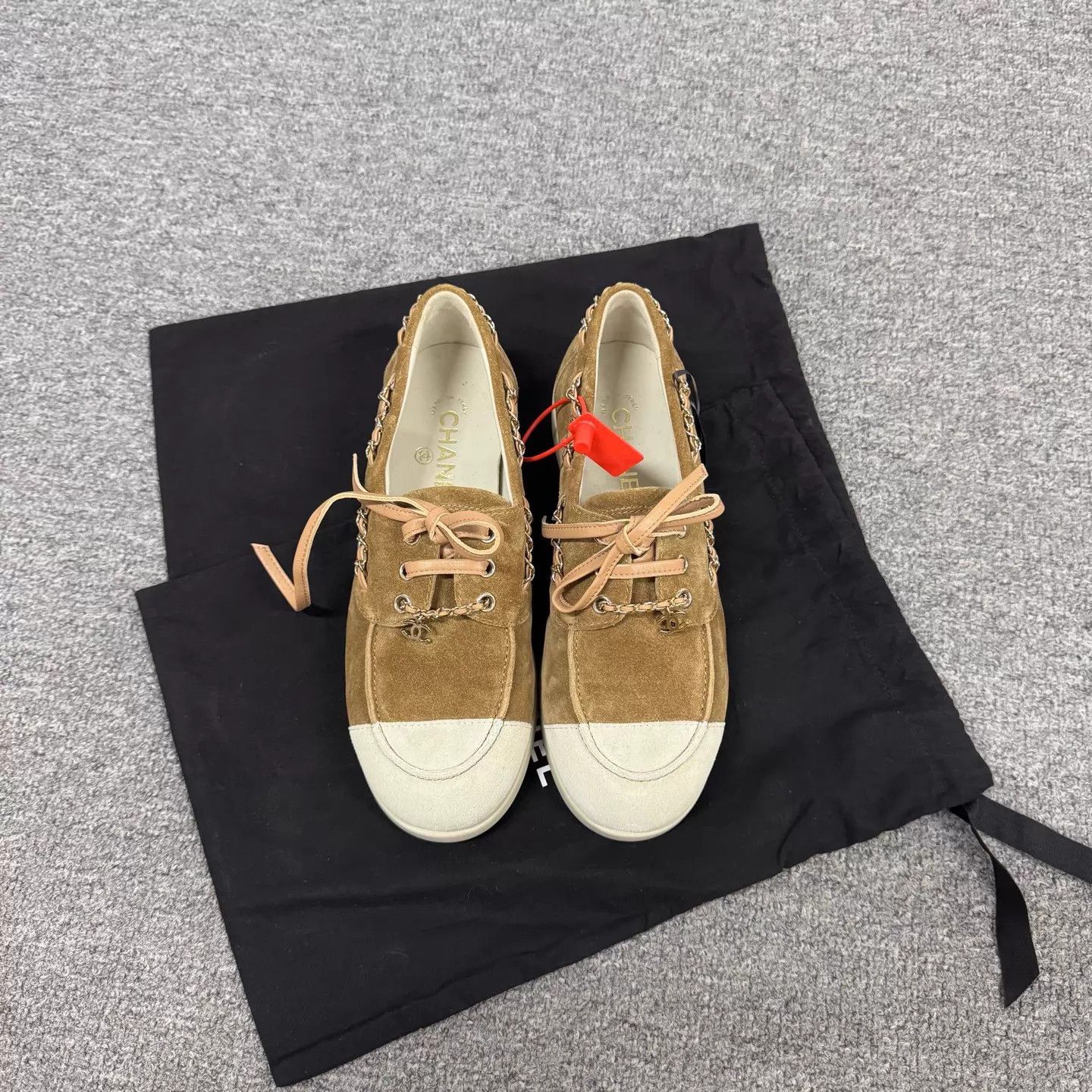 Chanel Chanel Women's 26 New Color Blocked Suede Chain Loafers Size US 6.5 / IT 36.5 - 2 Thumbnail