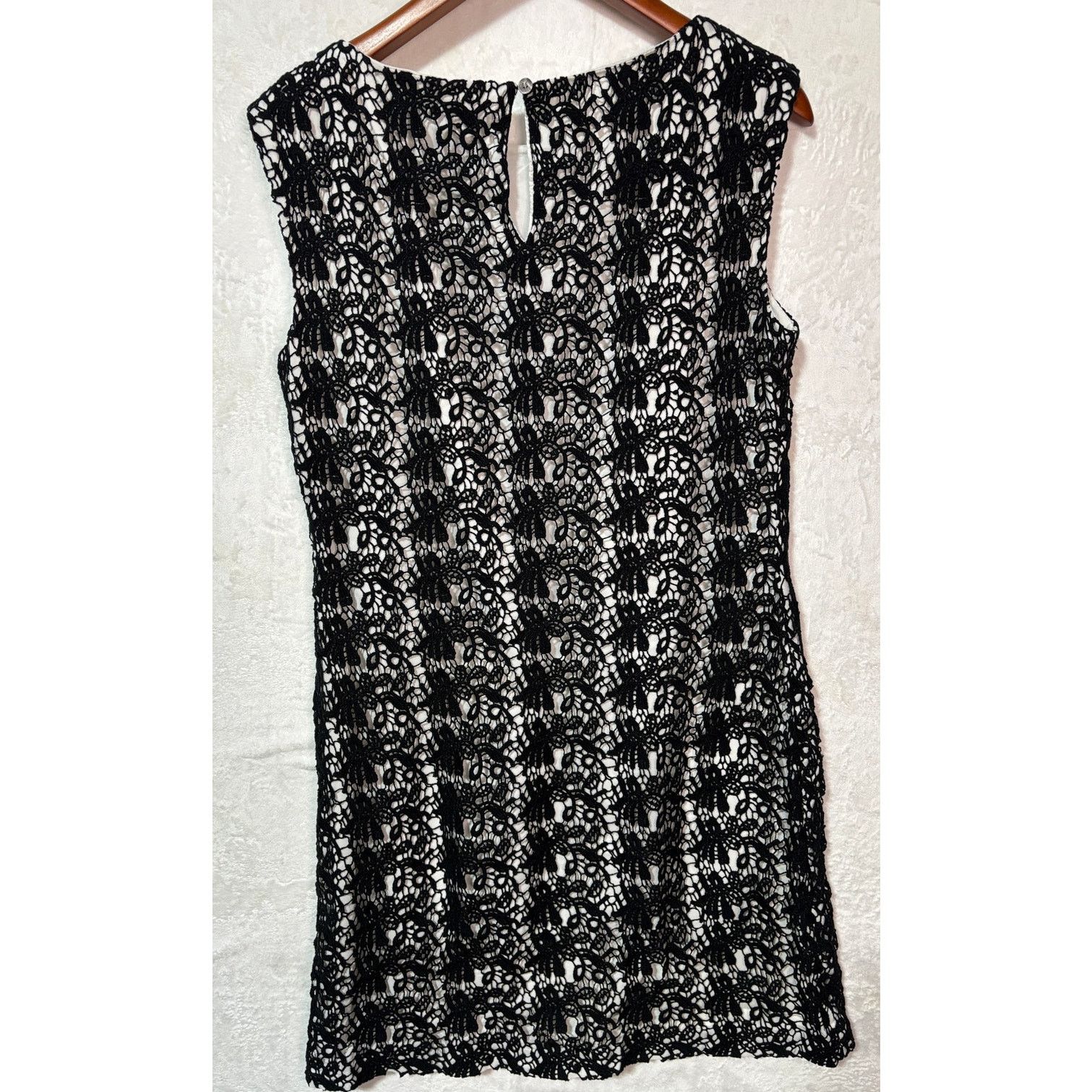 Vince Camuto VINCE CAMUTO Black Lace Overlay Sheath Shift Dress | Size 12 Size XL / US 12-14 / IT 48-50 - 5 Thumbnail