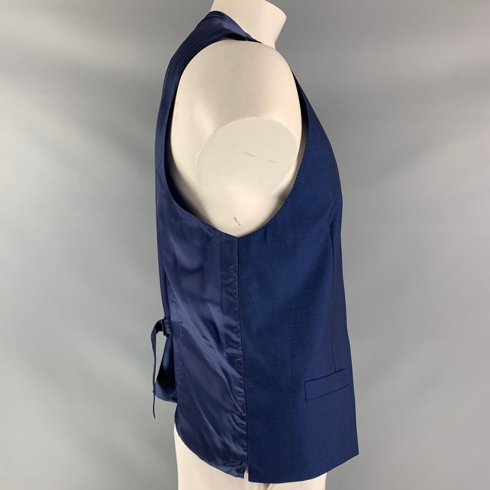 Dolce & Gabbana Size 46 Blue Solid Wool & Mohair Buttoned Vest Size 46R - 2 Thumbnail
