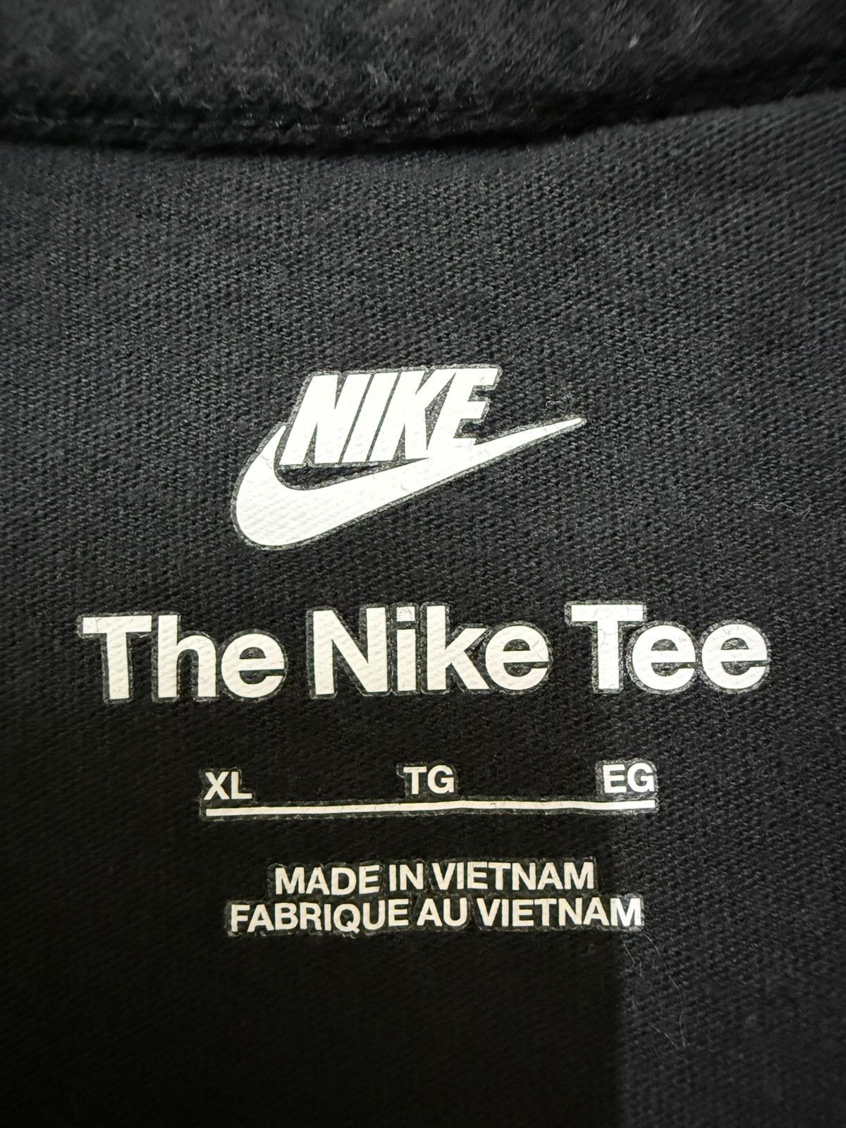 Nike The Nike Tee biglogo swoosh tshirt Size US L / EU 52-54 / 3 - 8 Thumbnail