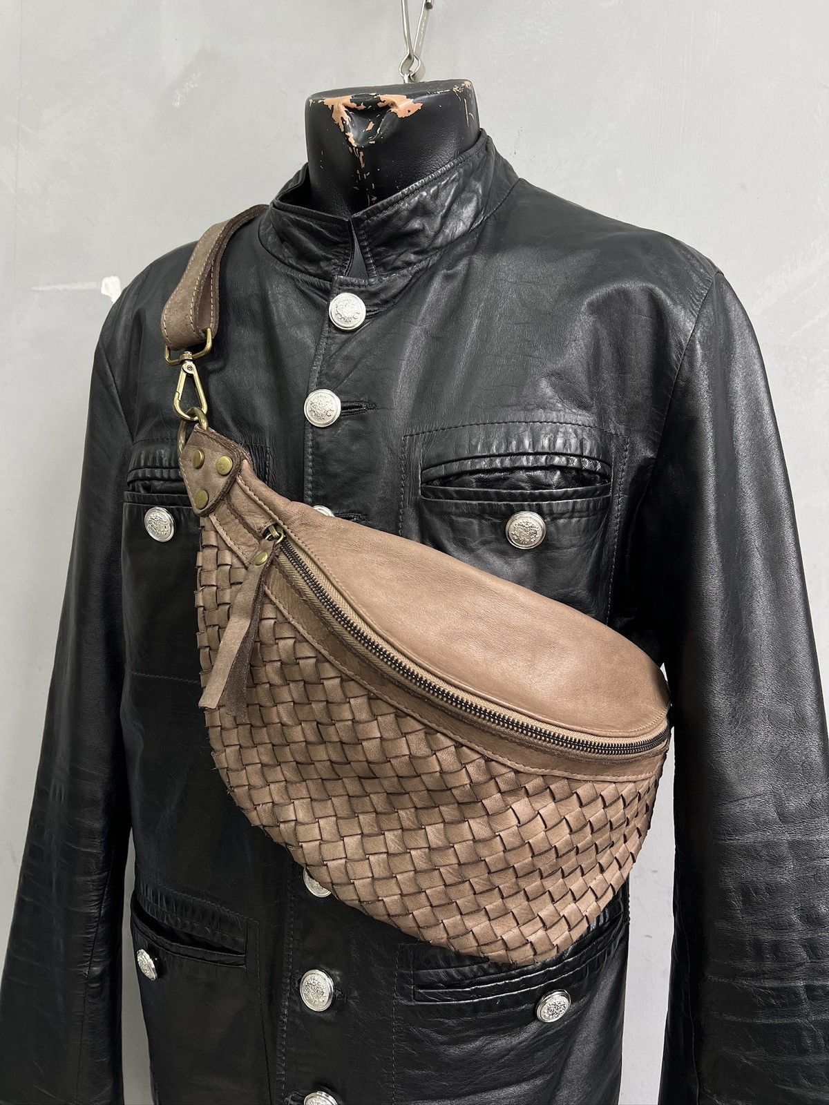 design leather west bag Y2K お兄さん系 kmrii KMRii KMRII MESSENGER BAG WITH LEATHER AND FUR | Grailed