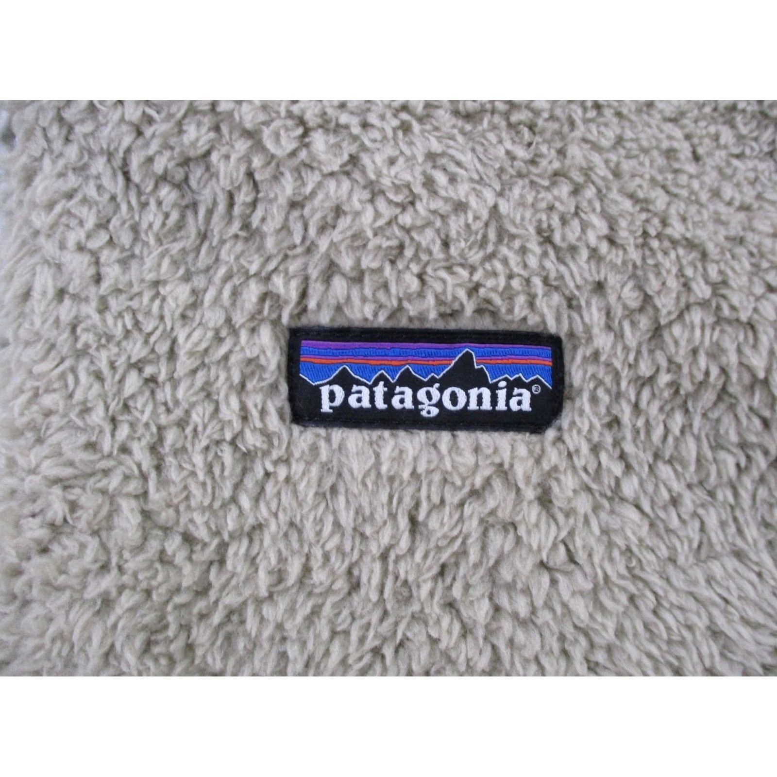 Patagonia Patagonia Jacket Womens XL Beige Windbreaker, Fleece, Full Zip, Pockets, Lightweight, Outdoor, 25211 Womens XL Beige Patagonia Jacket Size XL / US 12-14 / IT 48-50 - 6 Thumbnail